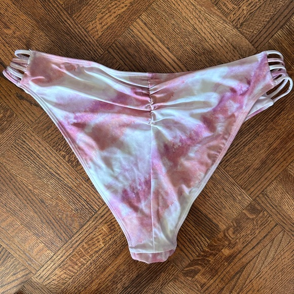 Forever 21 bikini bottom - Picture 2 of 4